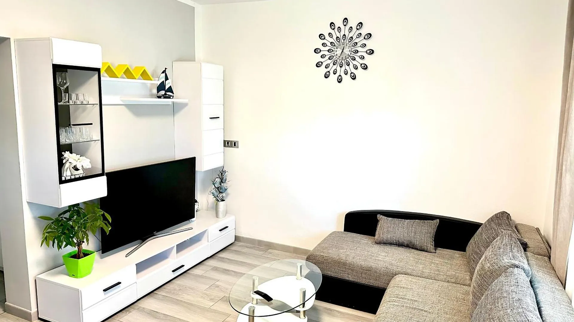 Apartman Rocan Vrsar 0*,  Croatia